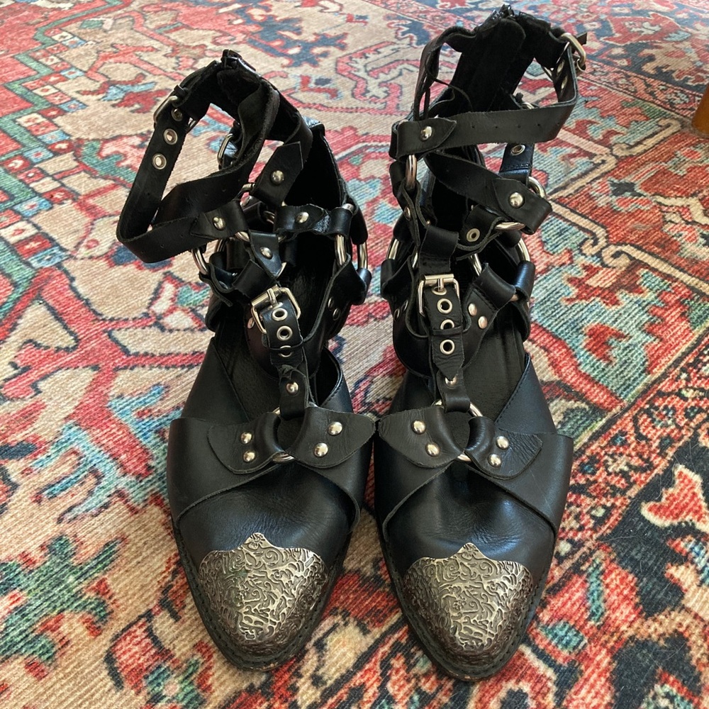 Jeffrey Campbell Temeku Boot size 9 US